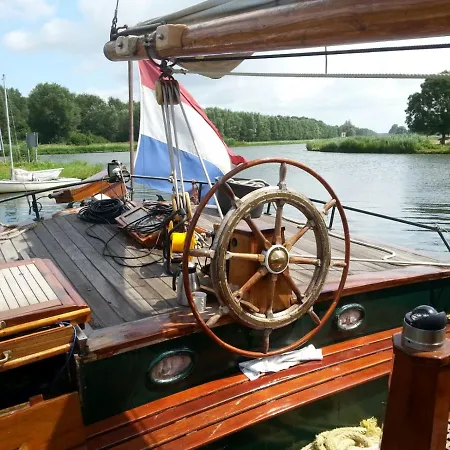 Tjalkjacht Pelikaan *