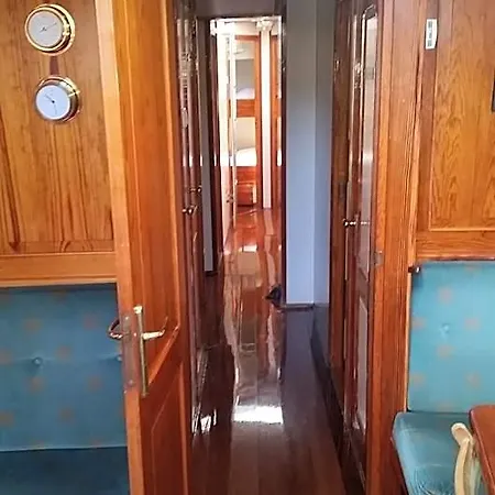 Tjalkjacht Pelikaan Enkhuizen